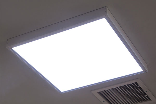 کاربرد چراغ‌ سقفی در نورپردازی ساختمان